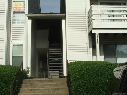 9619 Vinca Circle #B