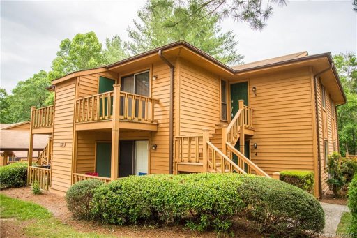 531 Courtwood Lane 8