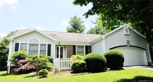 2 Old Applewood Lane