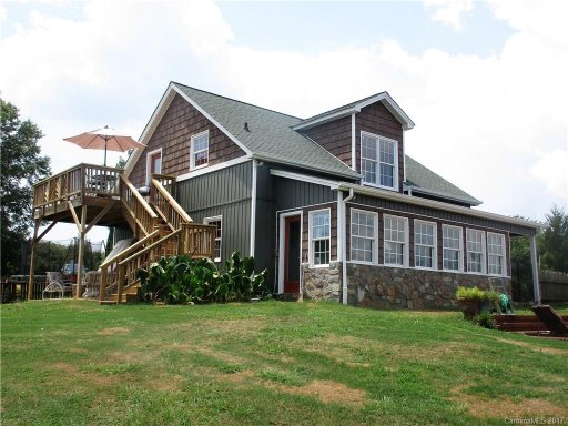 2906 Highland Circle