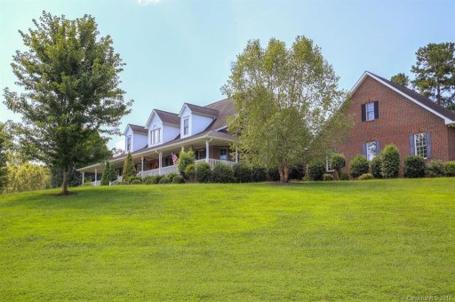 9105 Shorewood Place