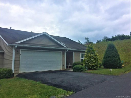 31 Hollow Tree Court