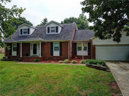 3305 Rollingwood Drive