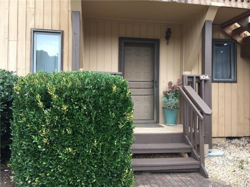 104 Pebble Creek Drive J-4