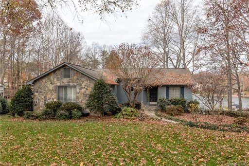 15827 Pineknoll Lane 11