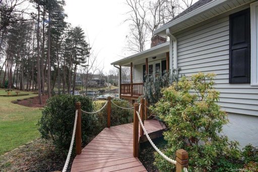 21529 Sandy Cove Road