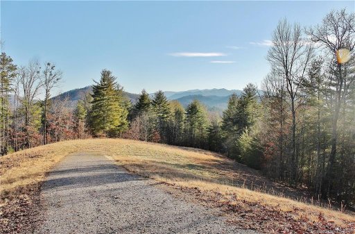 100 16 Ridge View Drive 100-16