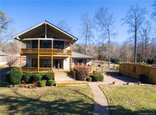 512 Riverwood Drive