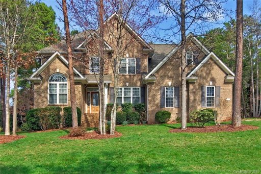 207 Honeysuckle Creek Loop