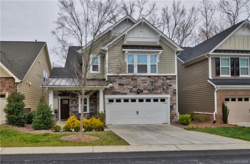 4632 Blackmuir Wood Circle