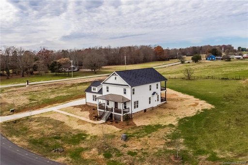 3719 Old Village Drive 18