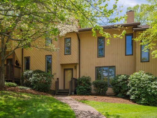 32 Pebble Creek Drive