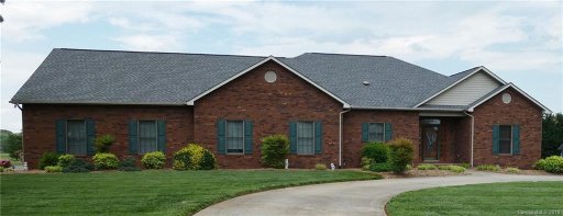 250 Meadow Oaks Drive 4
