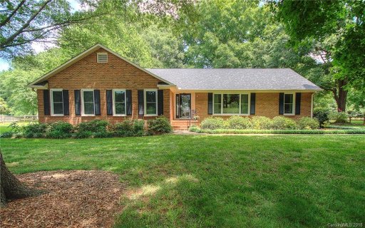 2512 Shelburne Place