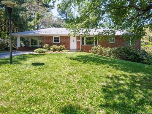 438 N Harper Drive