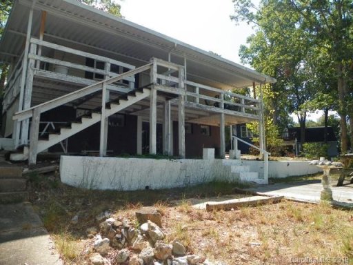 194 Shoreline Road