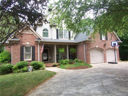 1323 Moonshadow Lane