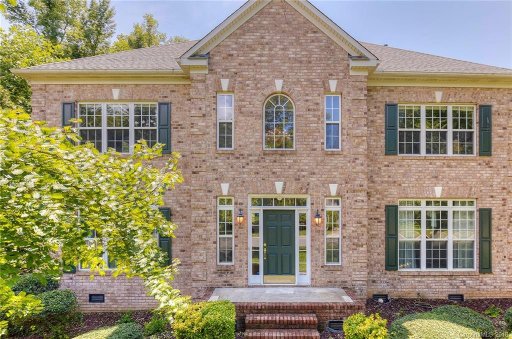 1717 Turning Leaf Court