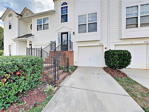 2833 Avalon Loop Road