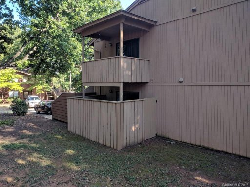 1437 Riverwood Court