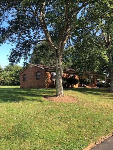 2500 Pinoak Drive