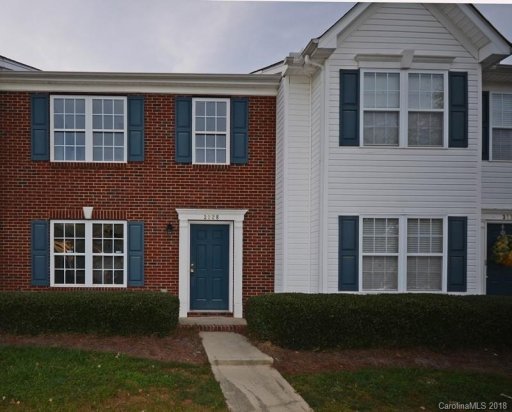 3228 Barons Court Road 7