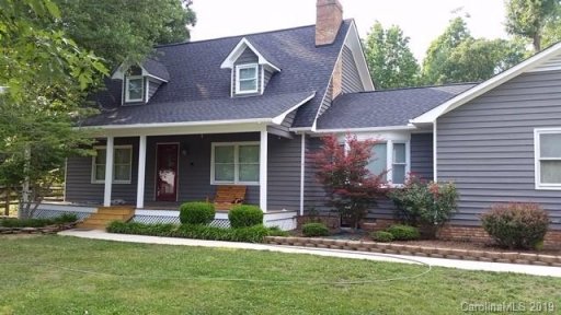 200 Willow Drive 8