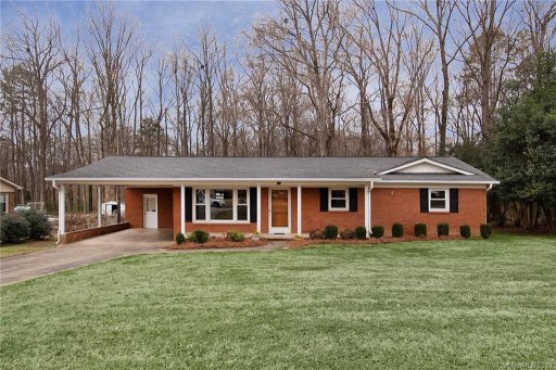 324 Meadowood Circle