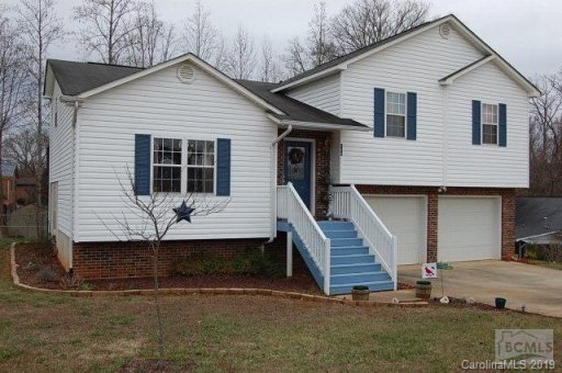 100 Carriage Hills Drive