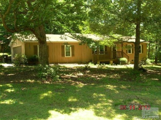 3501 Ridgewood Drive