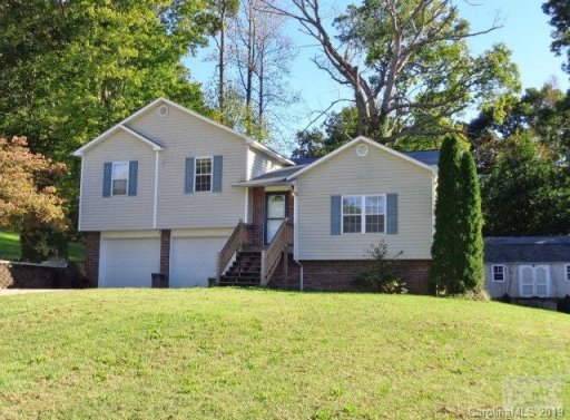 104 Carriage Hills Drive