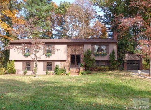 2883 Brookridge Drive