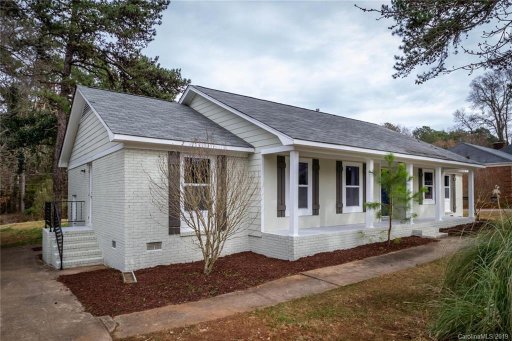 13425 Four Oaks Lane