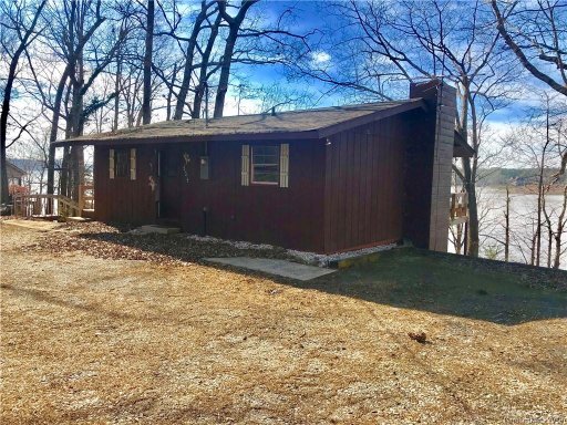 654 Deerfield Road