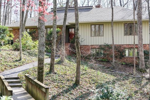 4310 Town And Country Drive