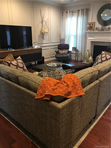 11350 Cedar Walk Lane