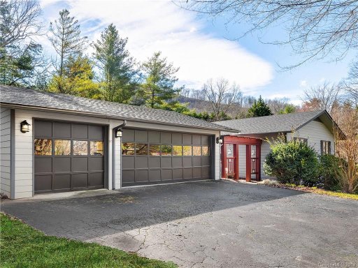 18 Applecross Road