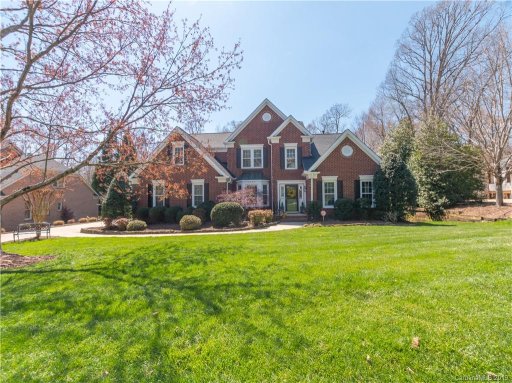 3926 Huckleberry Road