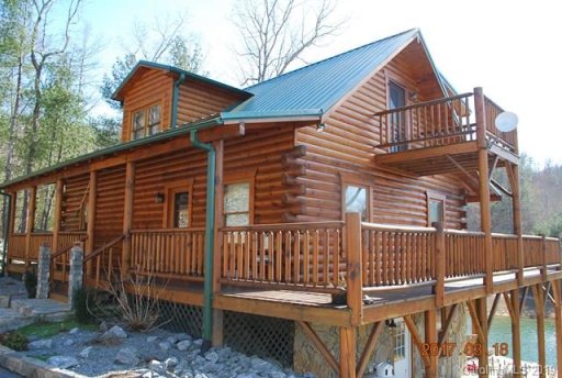 111 Grizzly Den Way