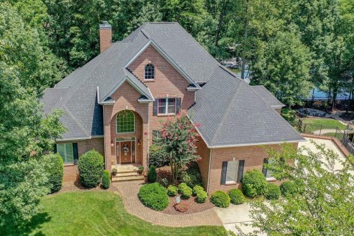 20552 Southshore Drive