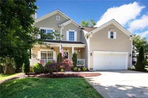 15663 Knoll Oak Court