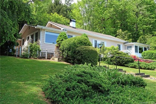 115 Lake Drive