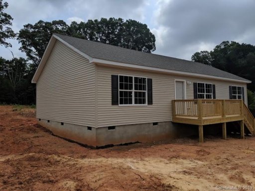 131 Whistling Pines Drive