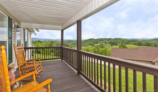 98 River Top Road 6
