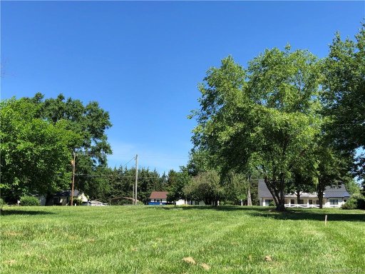 122 Kings Crest Drive