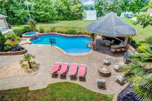 5230 Plantation Ridge Road