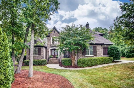 8233 Victoria Lake Drive