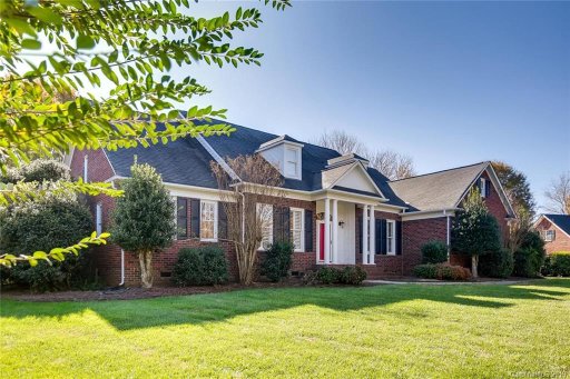 7011 Valleyview Court