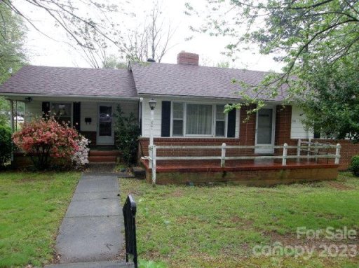 801 Maple Avenue