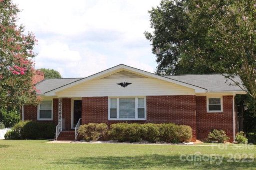 225 Neita Drive